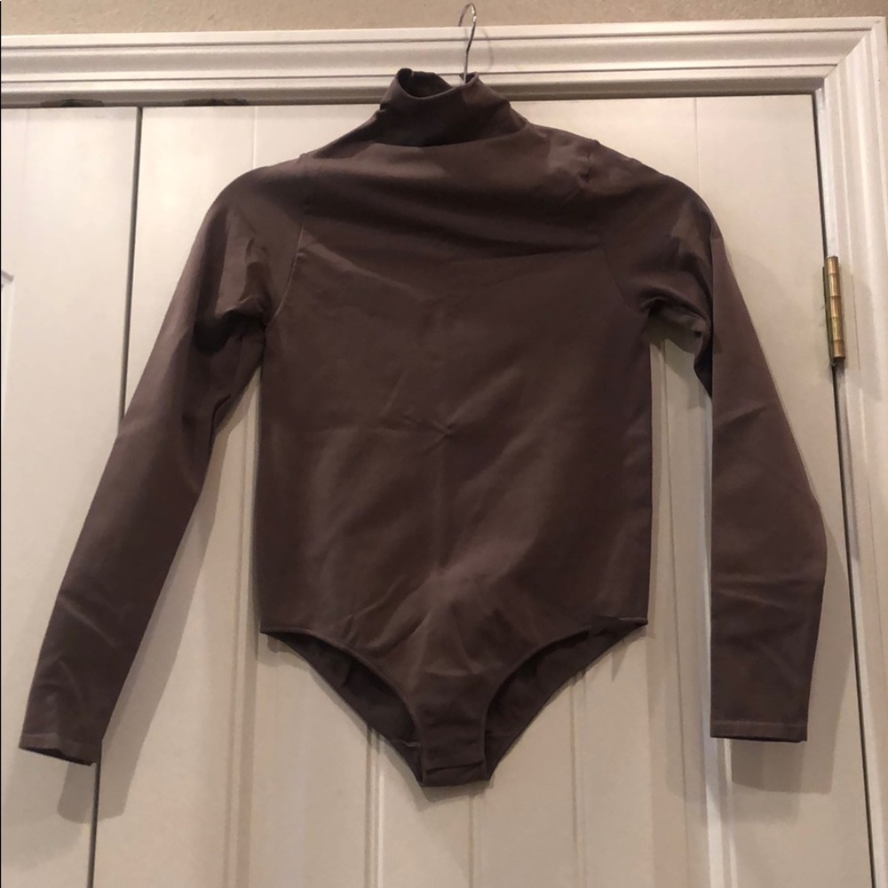 SKIMS Essential Mock Neck Long Sleeve Bodysuit